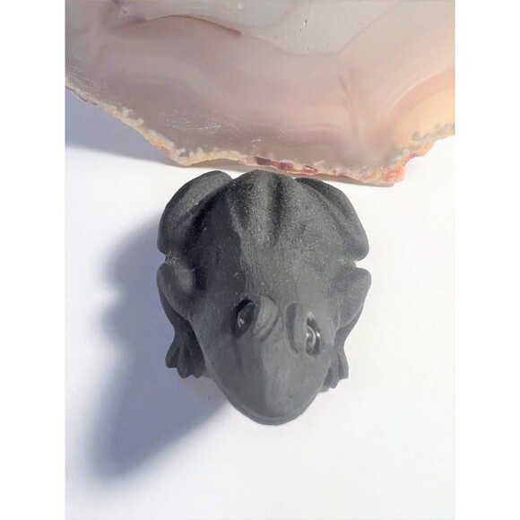 Black Obsidian Frog Carving - Picture 1 of 6